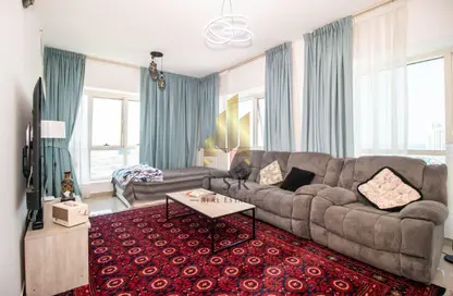 Apartment - 1 Bedroom - 2 Bathrooms for rent in Lake Point Tower - JLT Cluster N - Jumeirah Lake Towers - Dubai