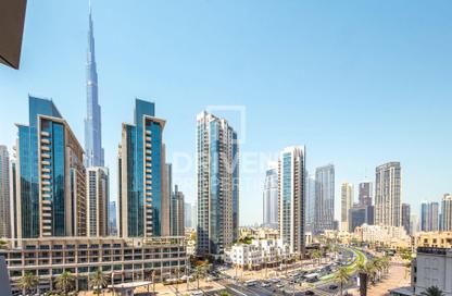 Apartment - 2 Bedrooms - 3 Bathrooms for rent in Vida Residence Downtown - Downtown Dubai - Dubai