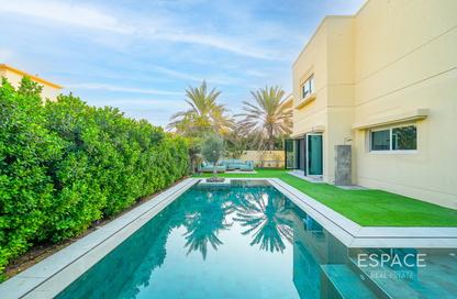 Villa - 4 Bedrooms - 3 Bathrooms for rent in Meadows 8 - Meadows - Dubai Villa - 4 Bedrooms - 3 Bathrooms for rent in Meadows 8 - Meadows - Dubai