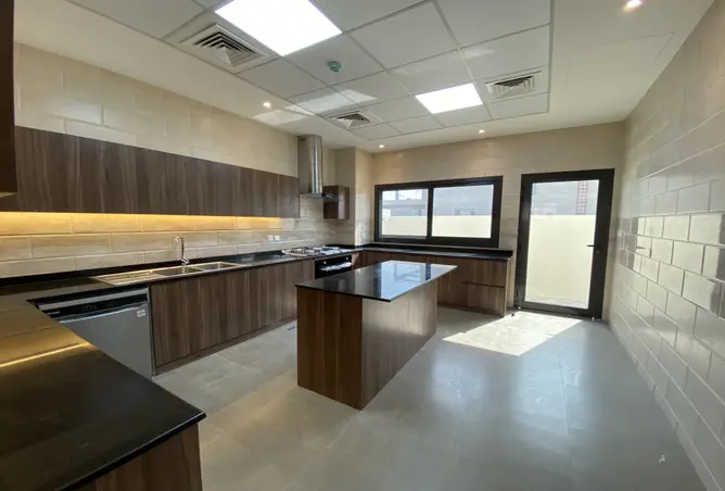 145964096 - Property Image 3
