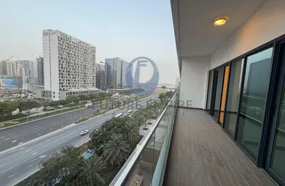 Apartment - 1 Bedroom - 2 Bathrooms for rent in SOL Bay - Business Bay - Dubai