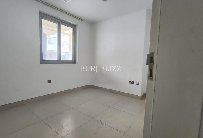 83225291 - Property Image 3