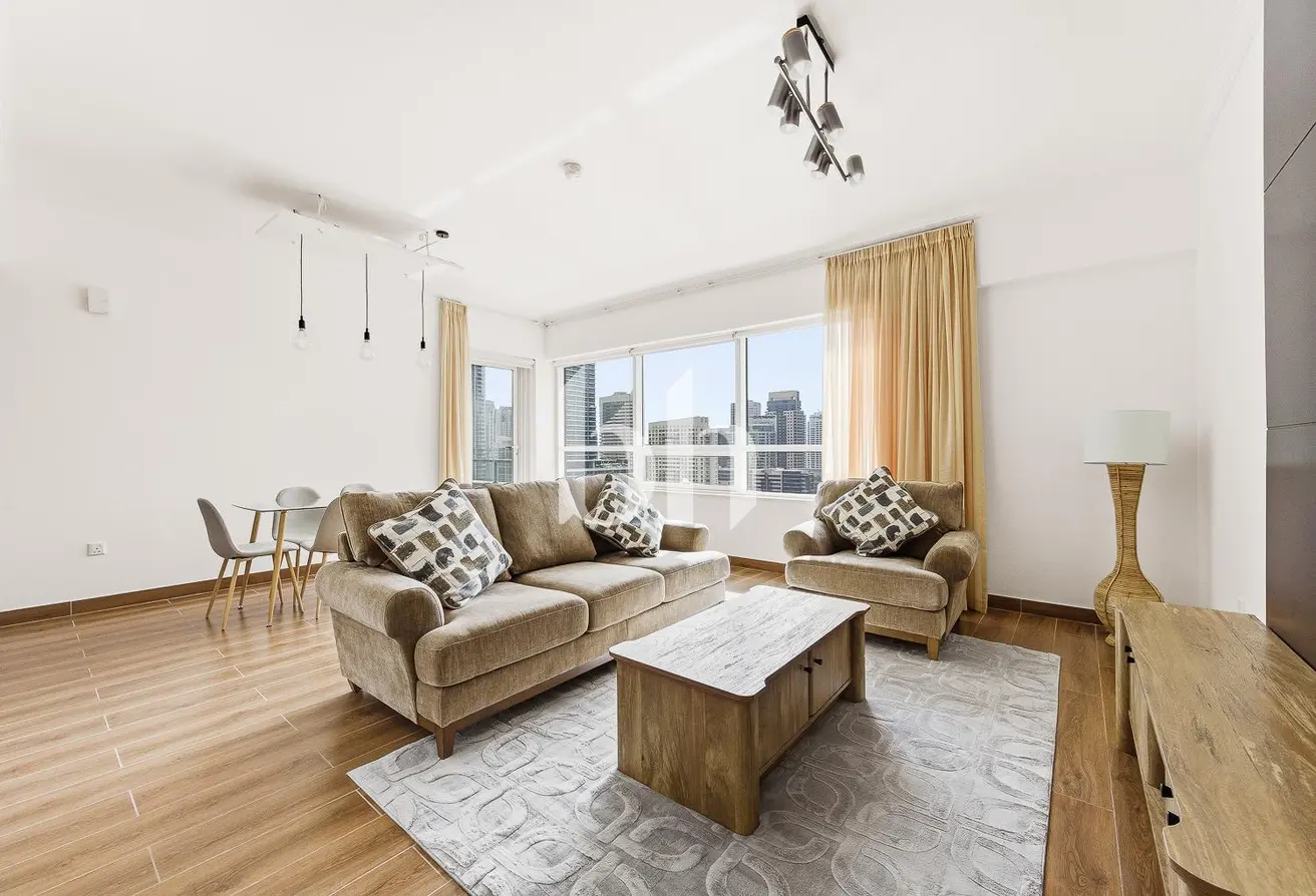153298437 - Property Main Image