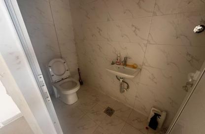 Retail - Studio - 1 for rent in Ajman Industrial 1 - Ajman Industrial Area - Ajman