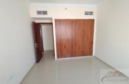 Apartment - 2 Bedrooms - 3 Bathrooms for rent in Muwaileh 29 Building - Muwaileh - Sharjah