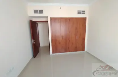 شقة - 2 غرف نوم - 3 حمامات للايجار في بناية مويليح 29 - مويلح - الشارقة