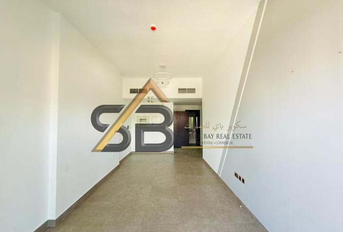 122482040 - Property Image 3