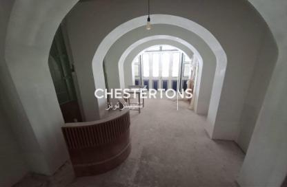 Retail - Studio - 2 Bathrooms for rent in Burj Daman - DIFC - Dubai
