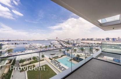 Apartment - 3 Bedrooms - 3 Bathrooms for rent in Seagate Building 1 - Seagate - Mina Rashid - Dubai