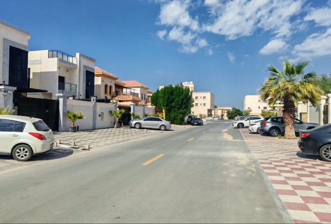 16017055 - Property Image 2