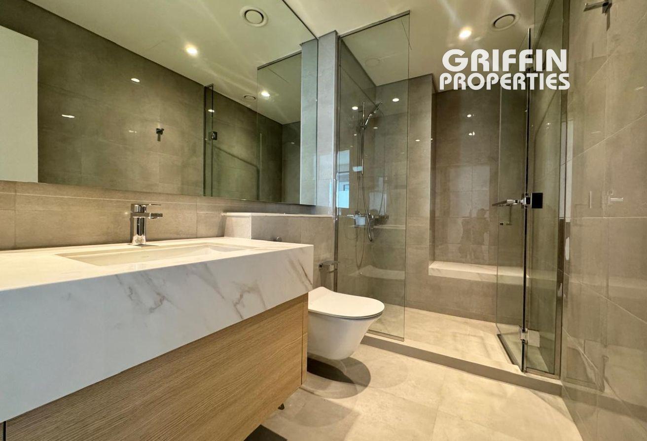 4BED| BRAND NEW | GATED COMMUNITY | AMAZING LAYOUT photo 7