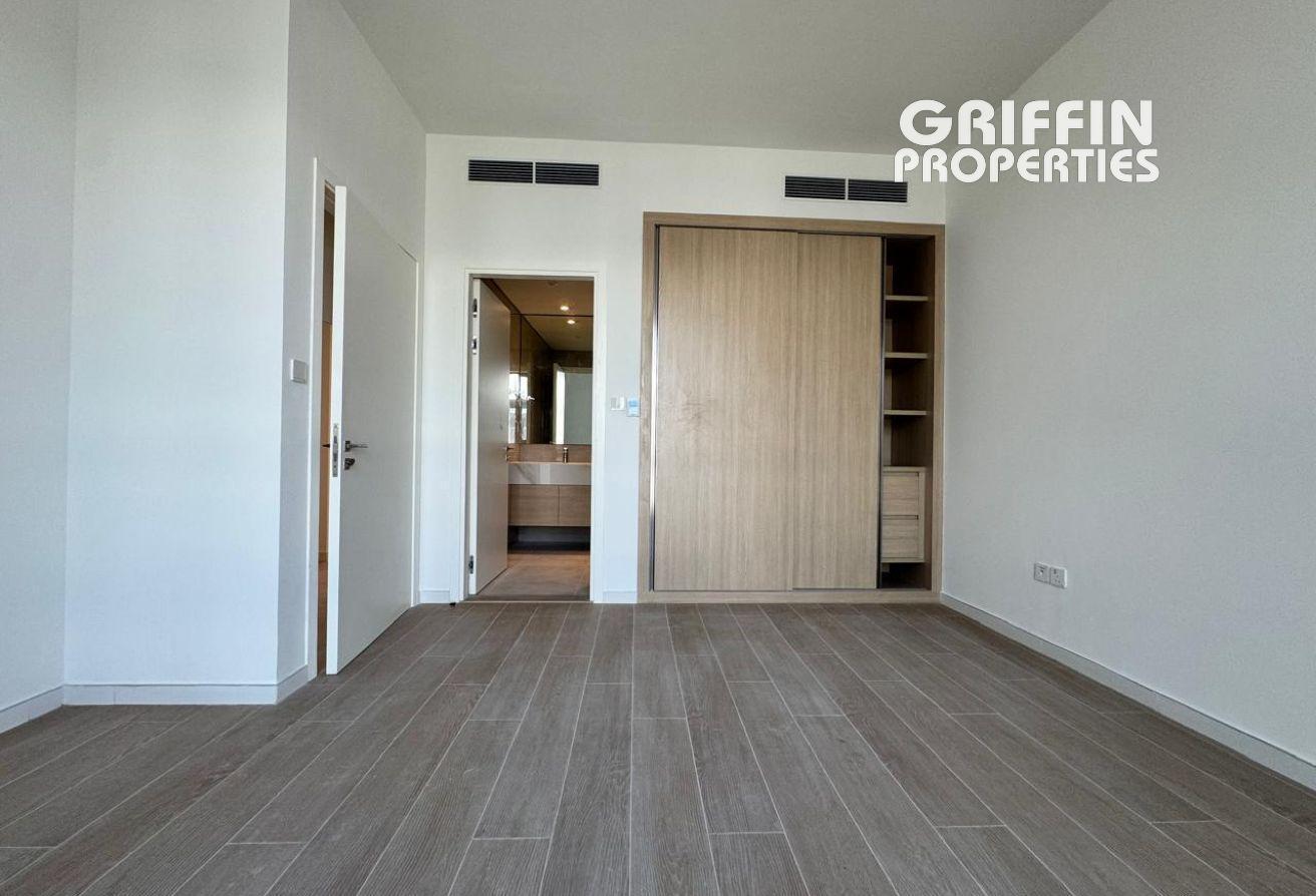4BED| BRAND NEW | GATED COMMUNITY | AMAZING LAYOUT photo 18