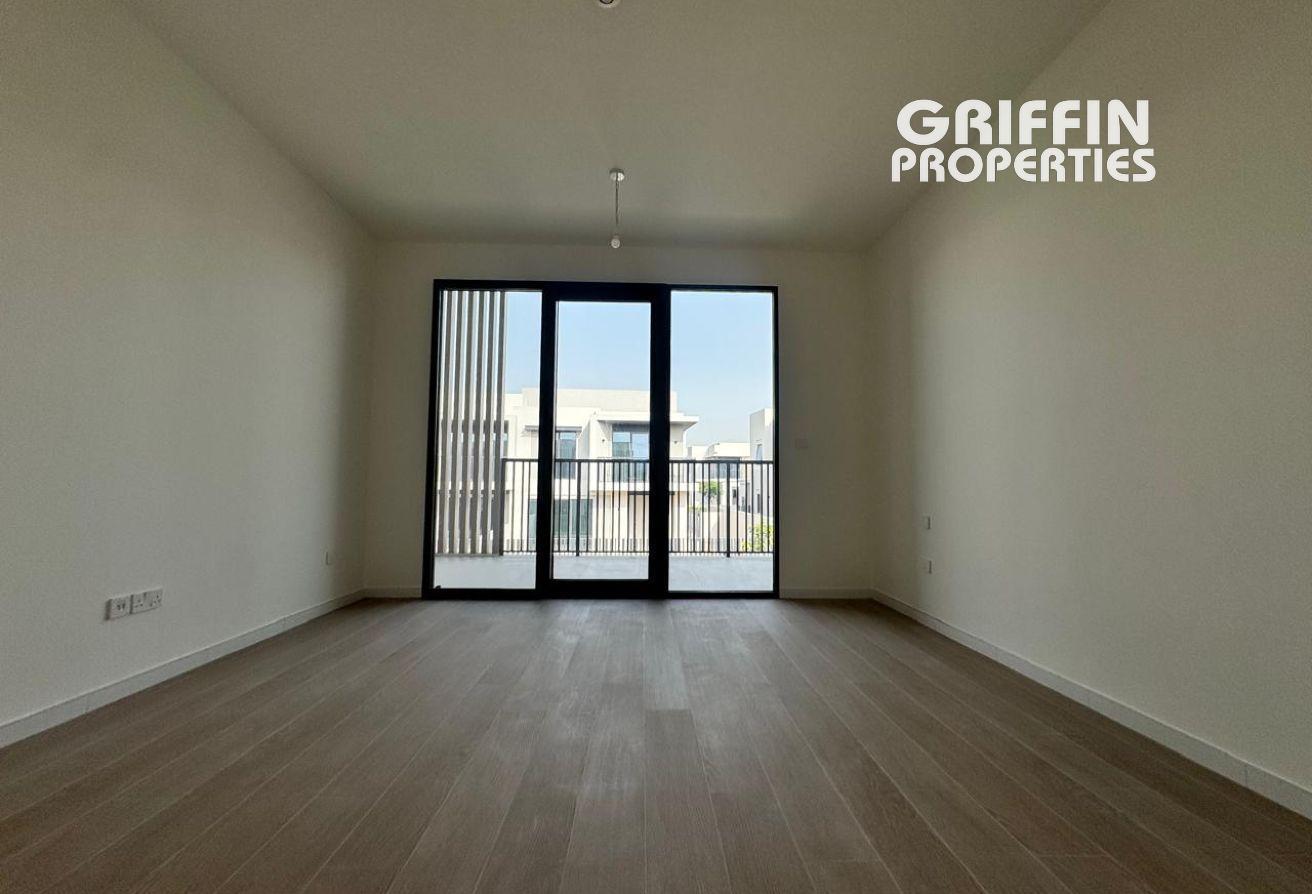 4BED| BRAND NEW | GATED COMMUNITY | AMAZING LAYOUT photo 12
