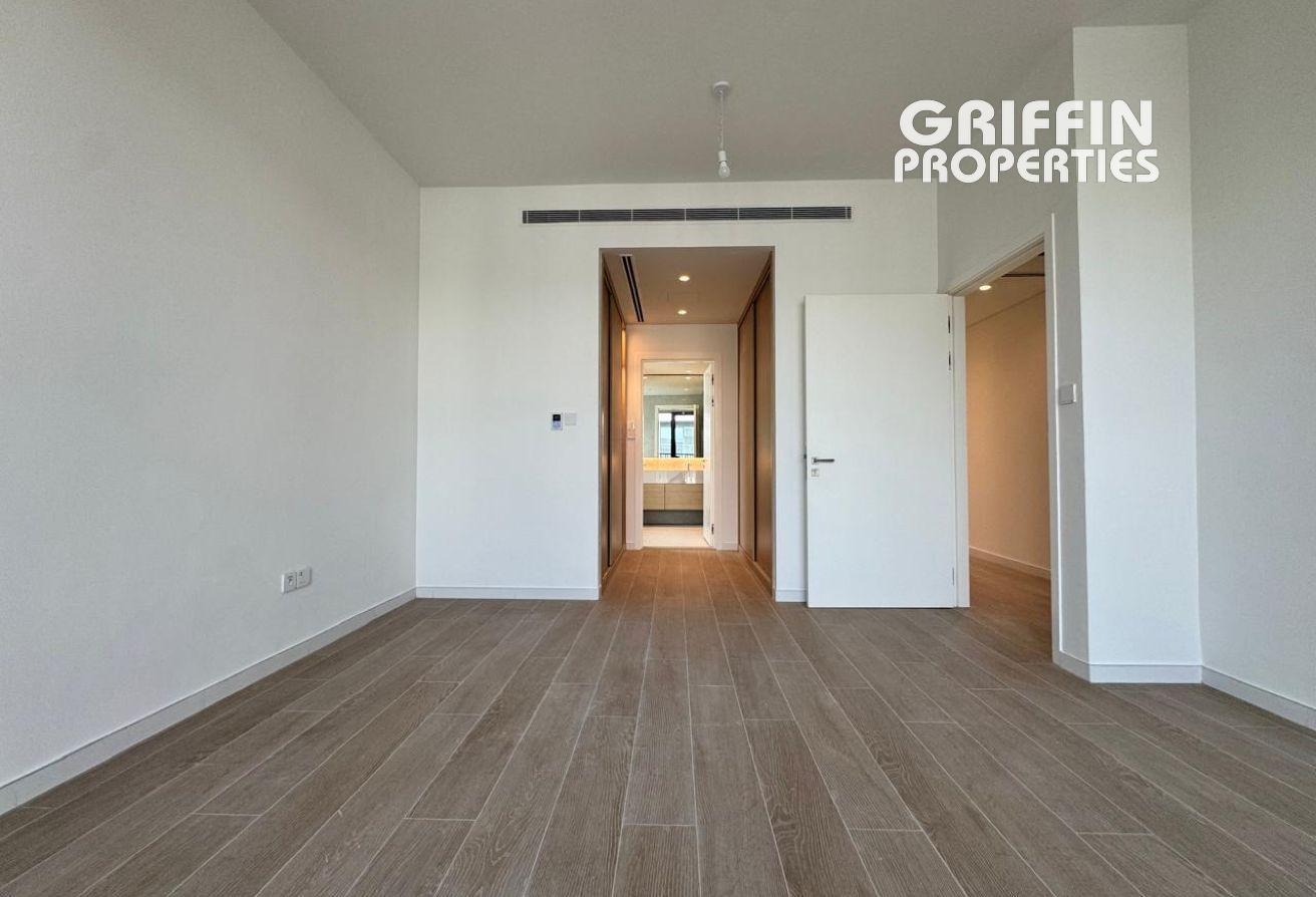 4BED| BRAND NEW | GATED COMMUNITY | AMAZING LAYOUT photo 16