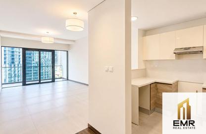 Apartment - 1 Bedroom - 2 Bathrooms for rent in SOL Bay - Business Bay - Dubai
