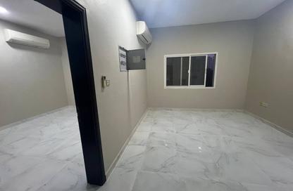 Apartment - 1 Bedroom - 2 Bathrooms for rent in Al Rashidiya Towers - Al Rashidiya - Ajman Downtown - Ajman