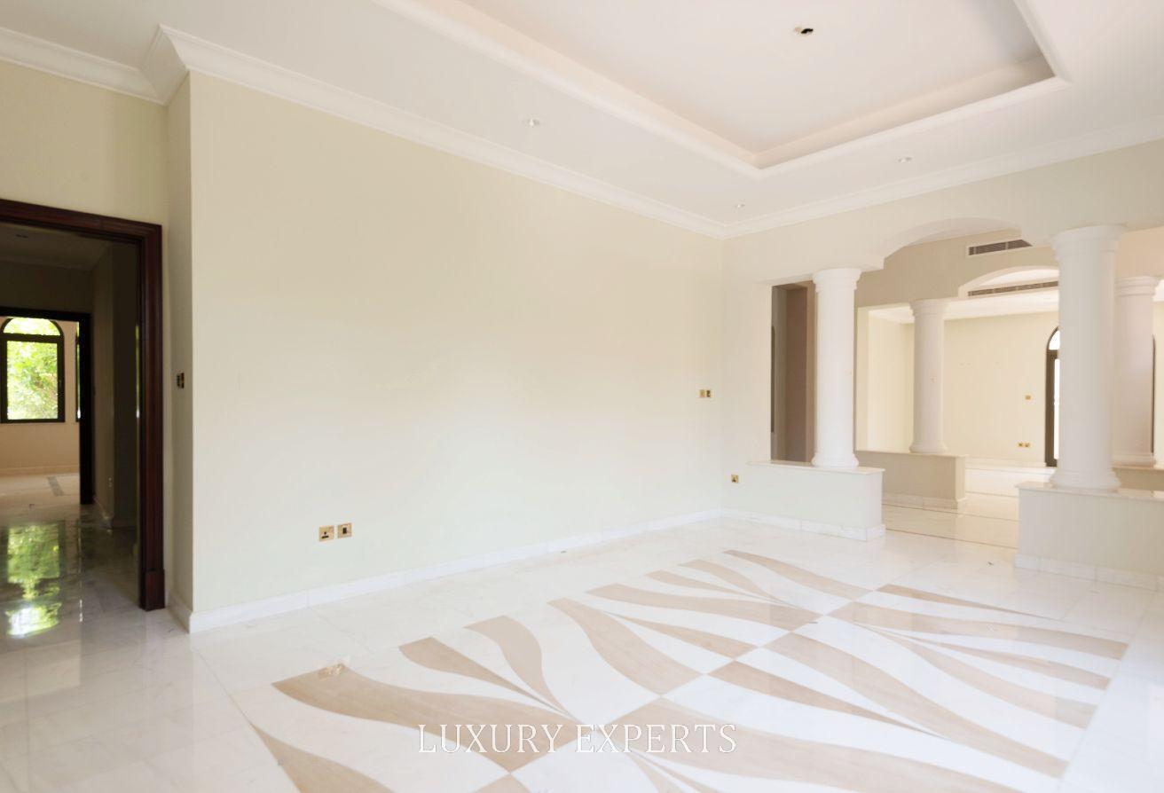 6BR Beachfront Villa I Yachts View I Beach photo 4