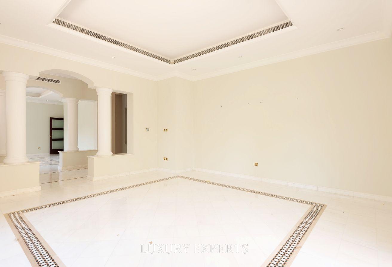6BR Beachfront Villa I Yachts View I Beach photo 6