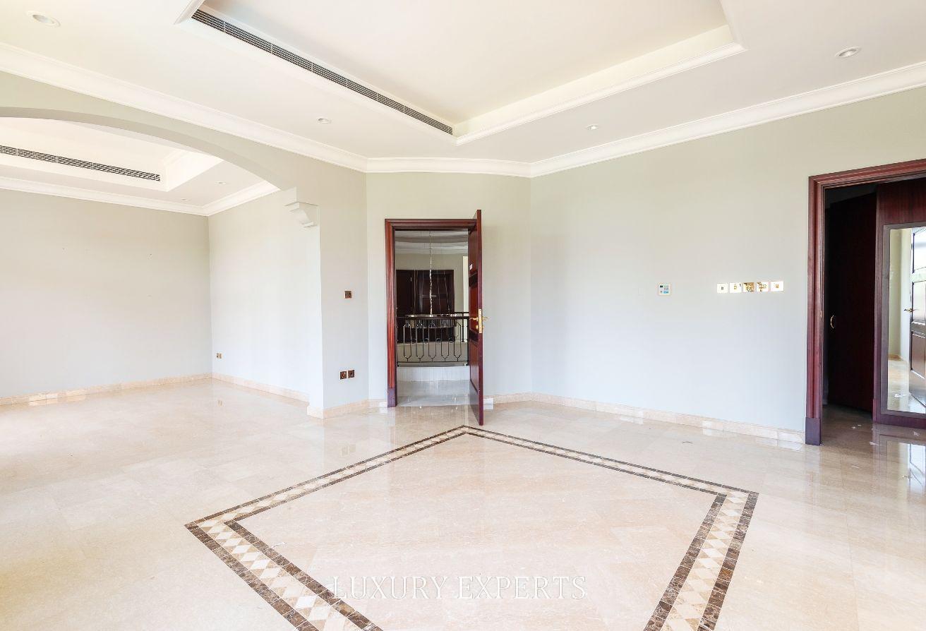6BR Beachfront Villa I Yachts View I Beach photo 12