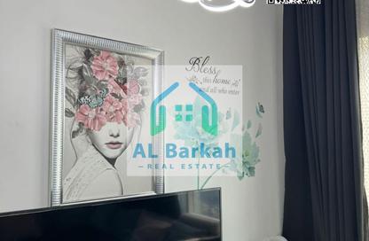 شقة - غرفة نوم - 2 حمامات للايجار في أواسيس تاور ٣ - الراشدية 1 - الراشدية - عجمان