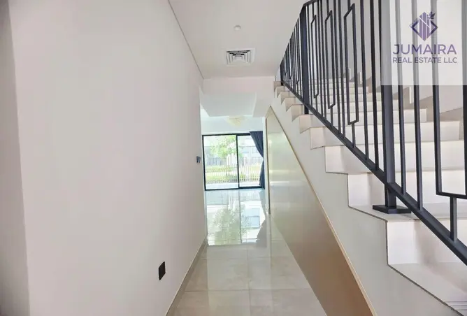 151351389 - Property Image 2