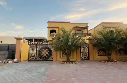 فيلا - 5 غرف نوم - 7 حمامات للبيع في 1 المويهات - المويهات - عجمان