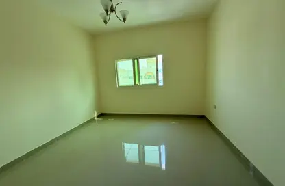 شقة - غرفة نوم - 1 حمام للايجار في المناخ - القاسمية - الشارقة