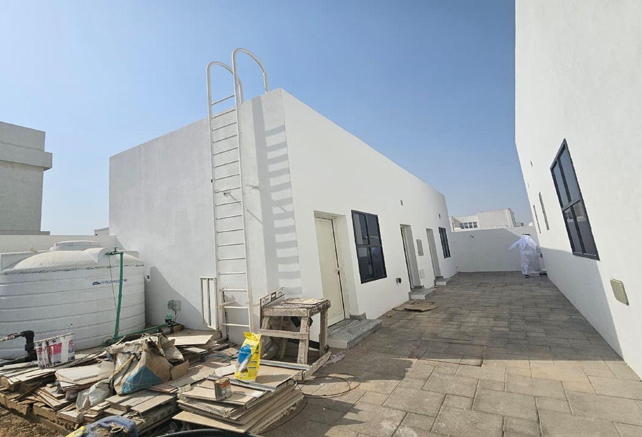 Luxury 5BR Villa | Modern Living | Ample Parking photo 20