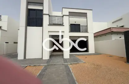 فيلا - 4 غرف نوم - 6 حمامات للايجار في في الريمان 2 - الشامخة - أبوظبي