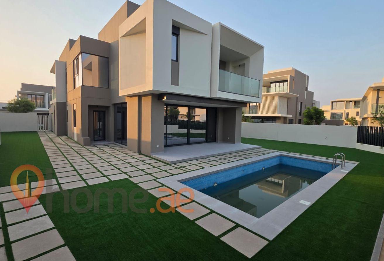 4BR Villa | Private Pool | Landscaped Garden photo 23