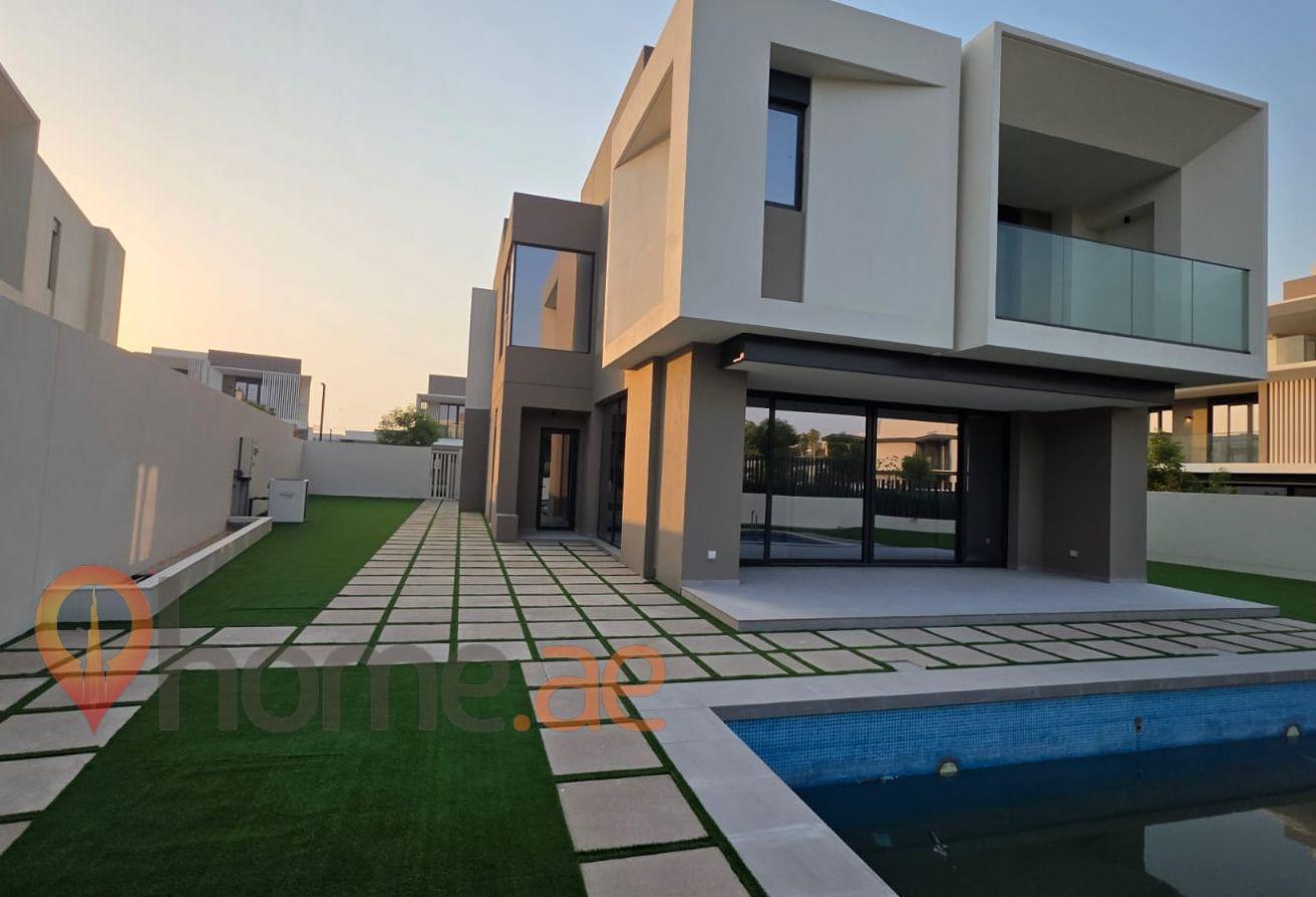 4BR Villa | Private Pool | Landscaped Garden photo 18