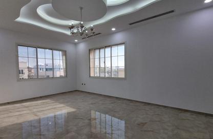 Villa - 4 Bedrooms - 6 Bathrooms for rent in Al Quoz 2 - Al Quoz - Dubai