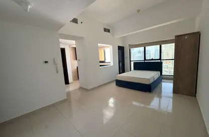 Apartment - 2 Bedrooms - 2 Bathrooms for rent in Escan Tower - Dubai Marina - Dubai