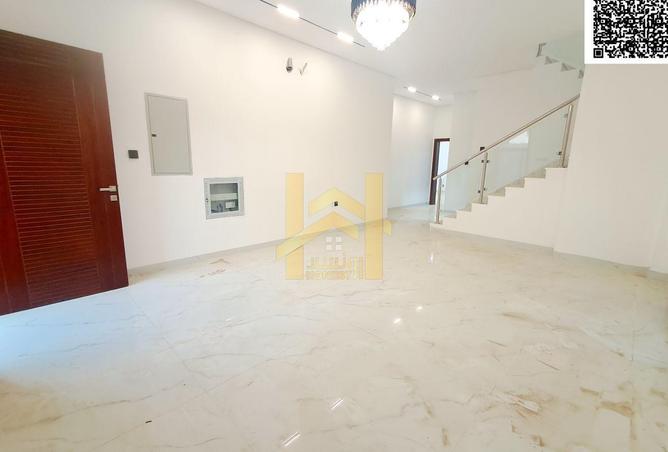 103690114 - Property Image 2