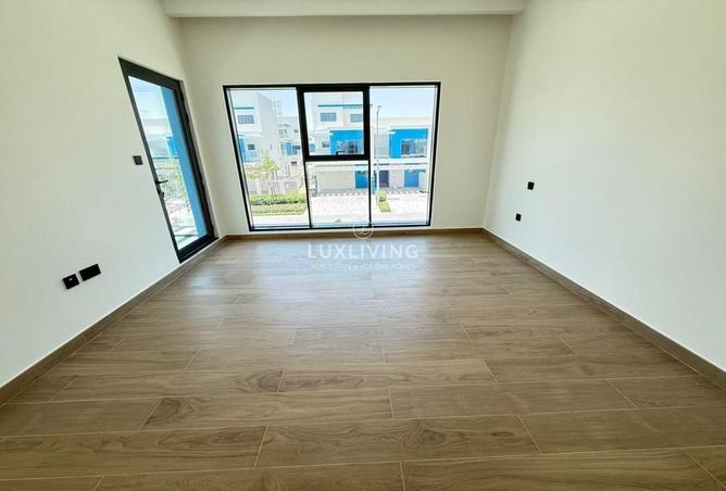 103687254 - Property Image 2