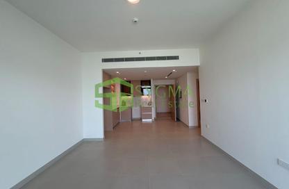 Apartment - 2 - 2 for rent in Golf Heights - The Views - Dubai