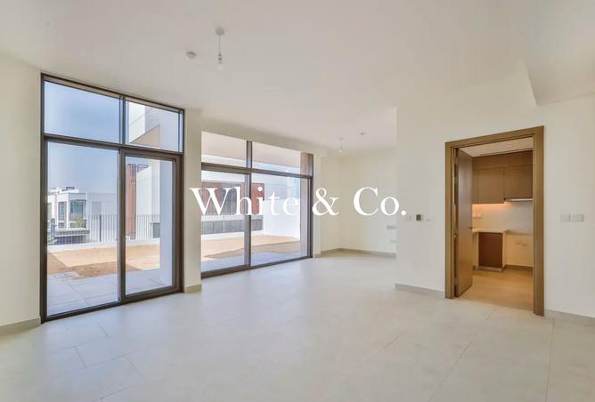 127017418 - Property Image 3