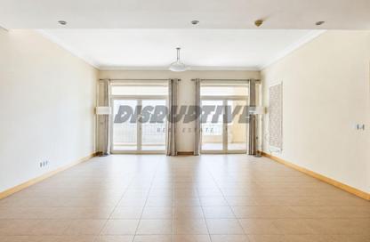 Apartment - 2 Bedrooms - 2 Bathrooms for rent in Al Das - Shoreline Apartments - Palm Jumeirah - Dubai