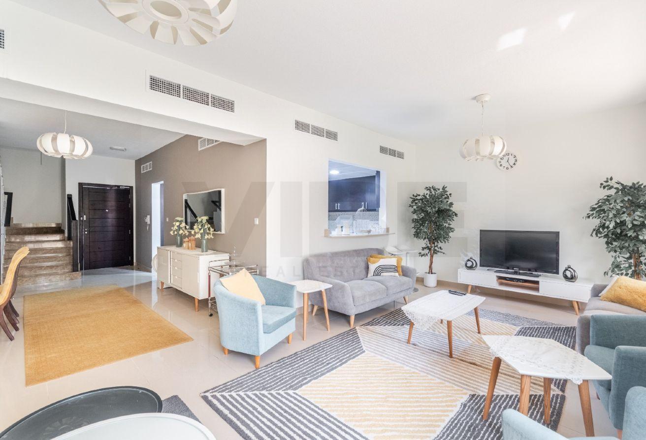 Fully Furnished 3BR Townhouse | Flamingo 2