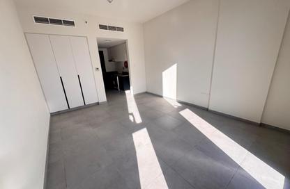 Apartment - Studio - 1 Bathroom for rent in The Solo - Aljada - Sharjah