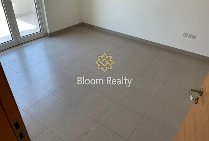 68663216 - صورة العقار 3