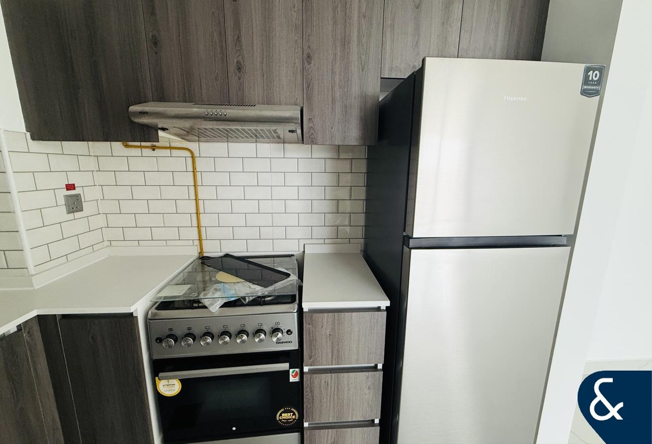 1 Bed | Modern Interior | Available Now photo 7