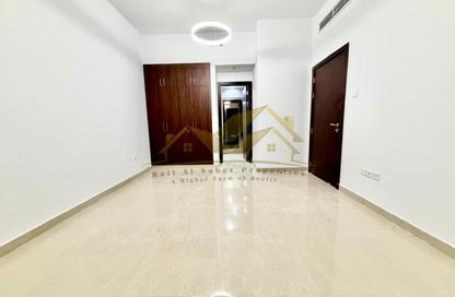 Apartment - 1 Bedroom - 2 Bathrooms for rent in Jumeirah Garden City - Al Satwa - Dubai
