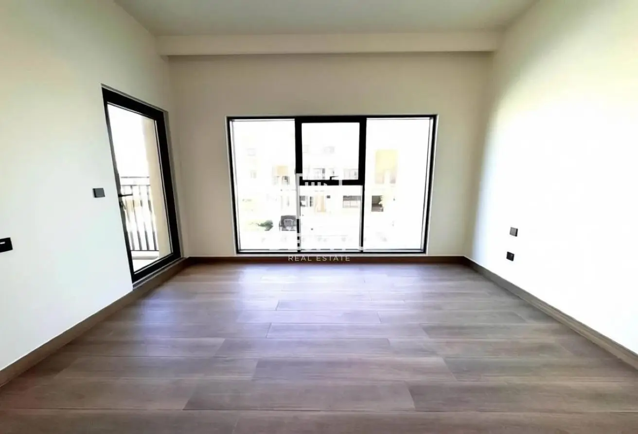 166061630 - Property Main Image