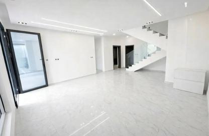 Villa - 4 - 6 for sale in Kabbali Hills - Al Helio 2 - Al Helio - Ajman Villa - 4 - 6 for sale in Kabbali Hills - Al Helio 2 - Al Helio - Ajman