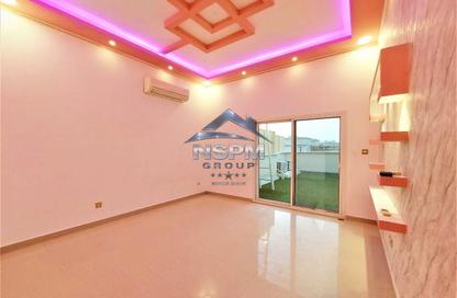 Apartment - Studio - 1 Bathroom for rent in Al Qubaisat - Al Mushrif - Abu Dhabi
