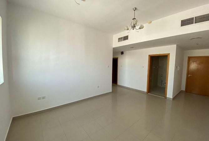 74234451 - Property Image 3