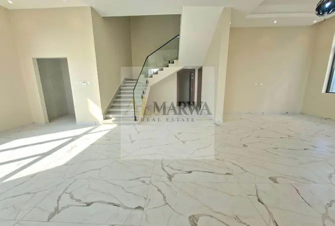 155589141 - Property Image 3