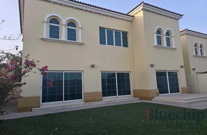 Villa - 4 Bedrooms - 4 Bathrooms for rent in District 8 - Jumeirah Park - Dubai