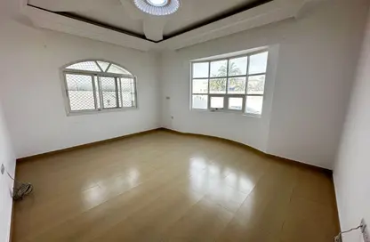 شقة - 1 حمام للايجار في مدينة شخبوط - أبوظبي